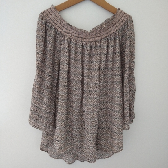 Rose & Olive Boho Medium Flare Blouse - Picture 2 of 4